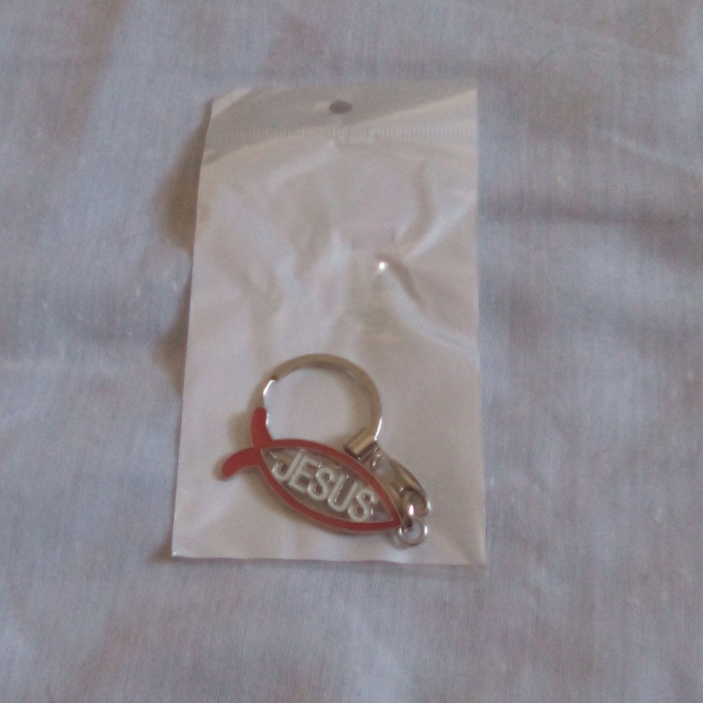 (2) Keychains - Picture 2 of 6